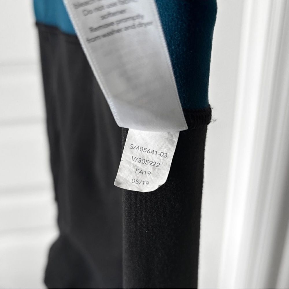 Athleta Elevation Powervita Teal 7/8 Leggings Size Small - Picture 16 of 16